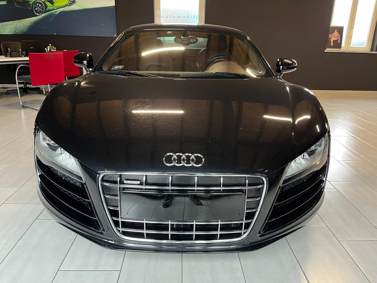 Audi R8 V10 coupè 525cv