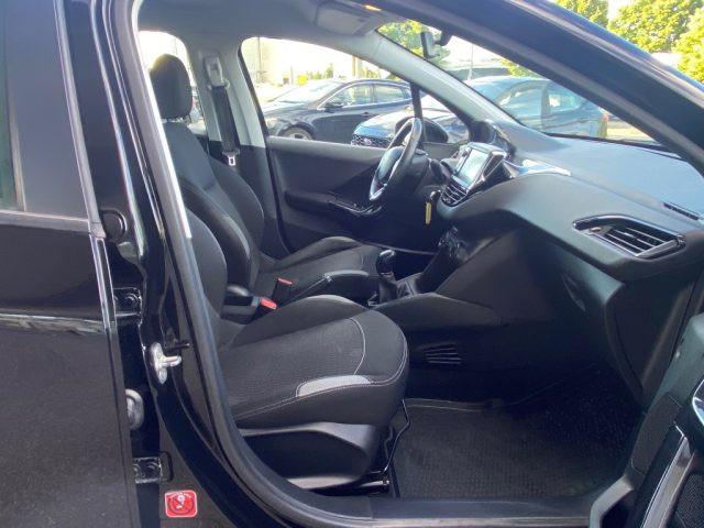 PEUGEOT 208 BlueHDi 75 5P.Allure
