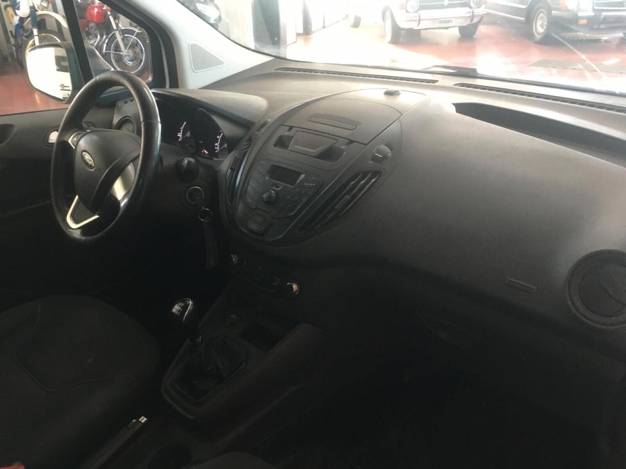 Ford Transit Courier