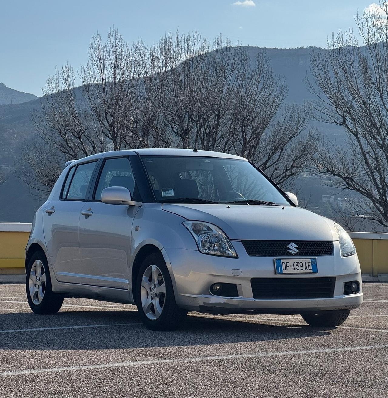 Suzuki Swift 1.3 Neopatentati CAMBIO AUTOMATICO
