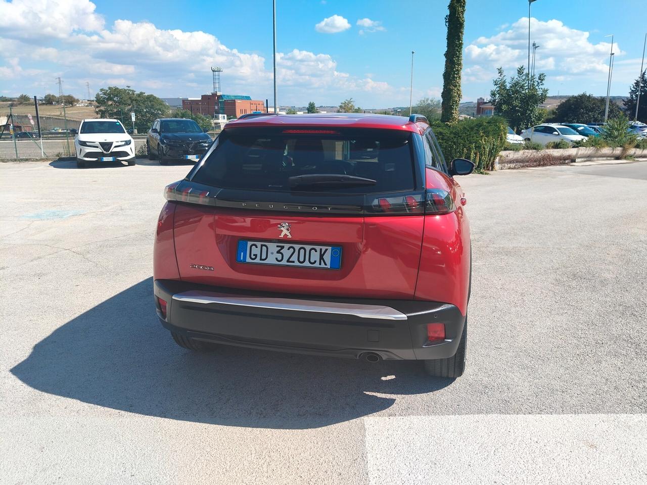 Peugeot 2008 PureTech 100 S&S Allure