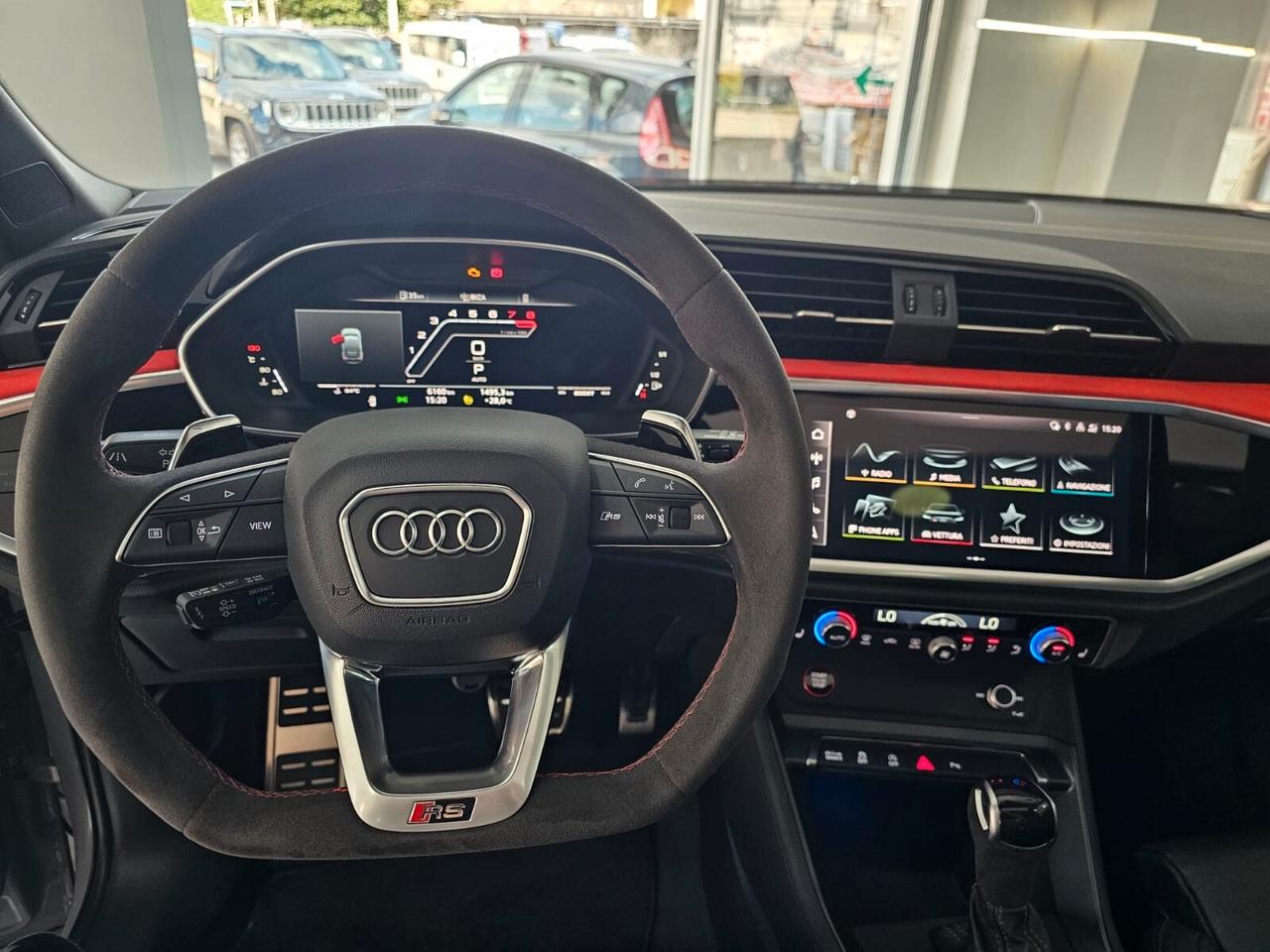 NUOVA AUDI RSQ3 SPORTBACK 2.5 BENZ 400CV S-TRONIC