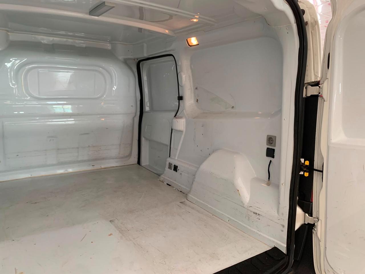 Fiat Doblò Maxi 1.4 T-Jet Natural Power *3 POSTI* *COIBENTATO*