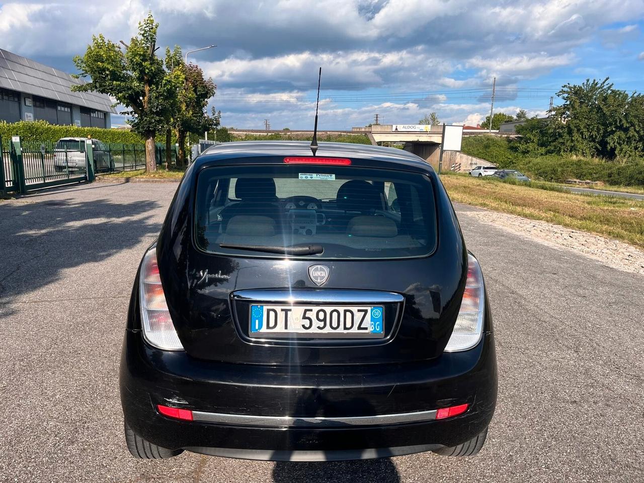 Lancia Ypsilon 1.2 Platino