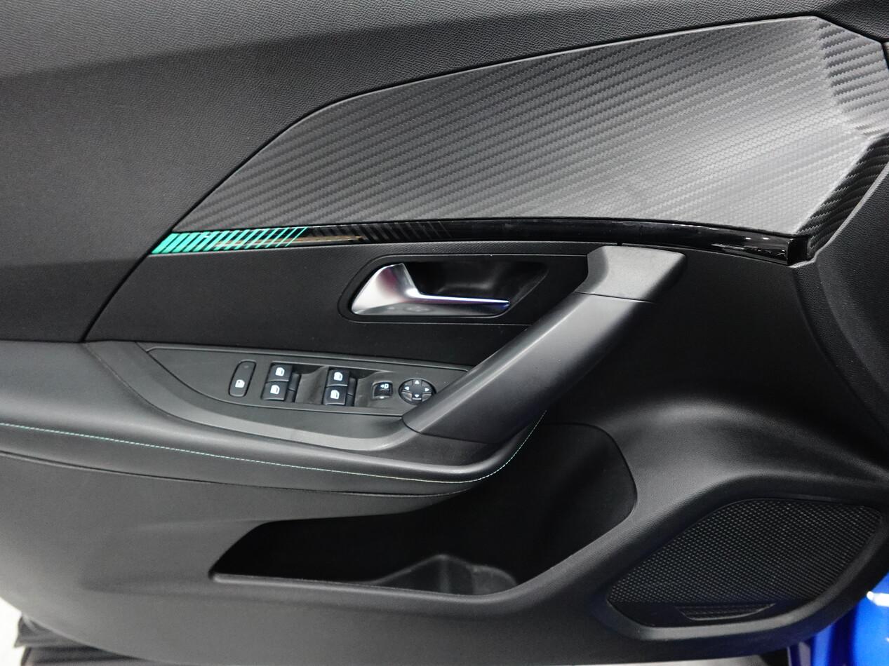 Peugeot 2008 1.2 PureTECH 100 CV ALLURE