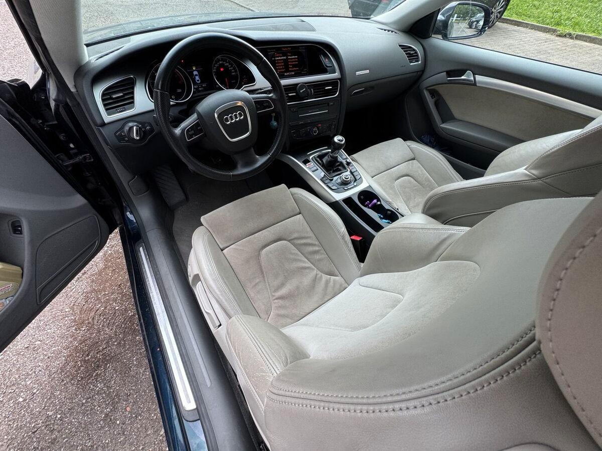 Audi A5 2.0 tfsi Ambiente