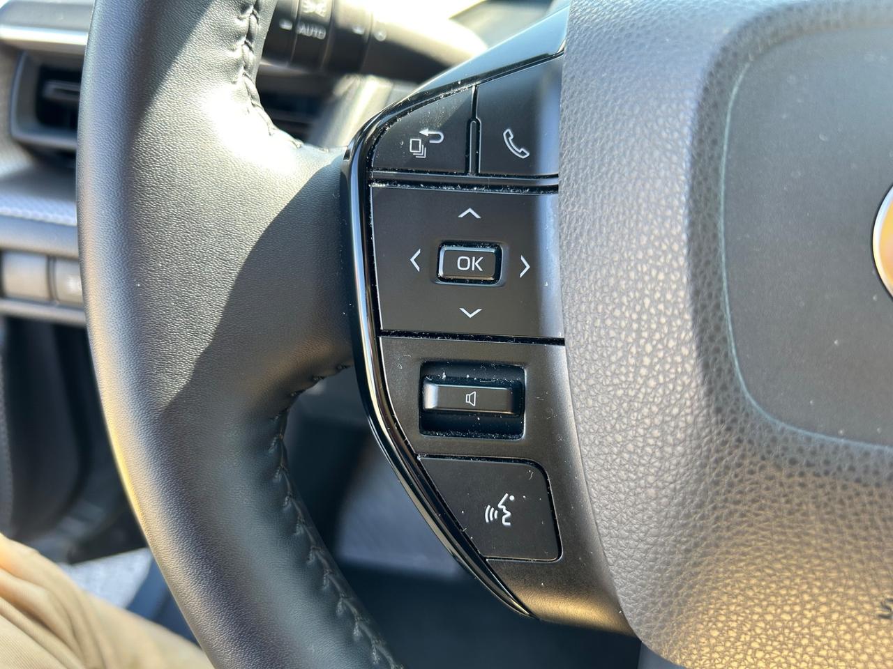 Toyota Prius 2.0 Plug-in Hybrid Lounge