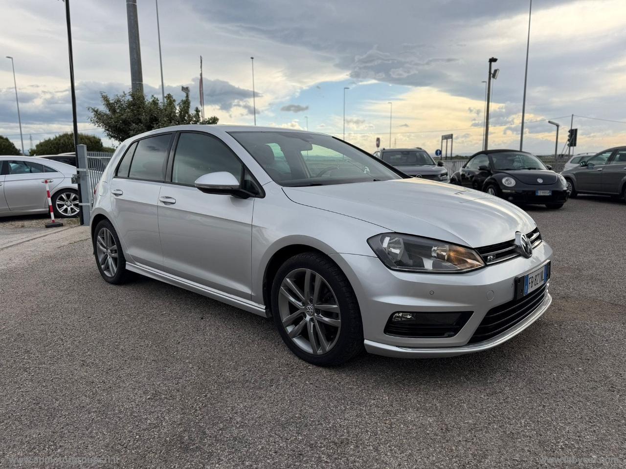 VOLKSWAGEN Golf 1.6 TDI 110CV R LINE 5p. Sport Edition BMT