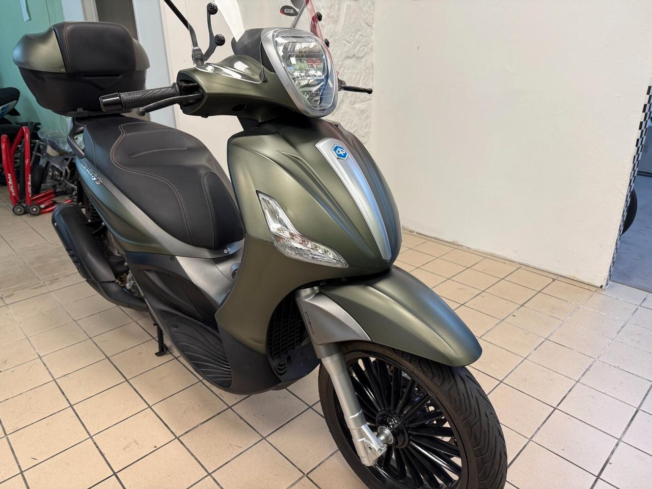 Piaggio Beverly 300 i.e. ABS-ASR (2016 - 20)