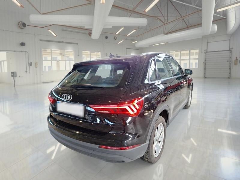AUDI Q3 45 TFSI e S tronic Business