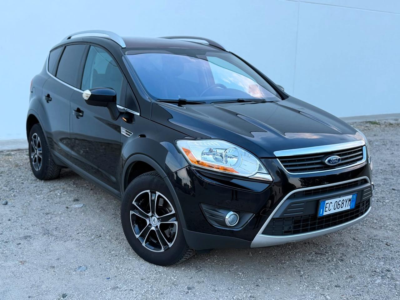 Ford Kuga 2.0 TDCi 136 CV 4WD Titanium TETTO