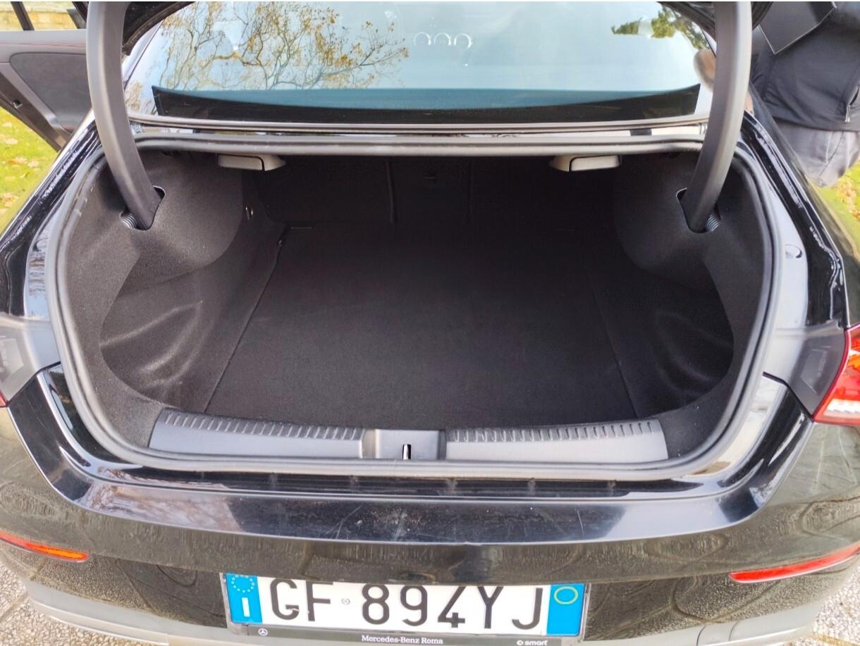 Mercedes-benz CLA 180 Premium