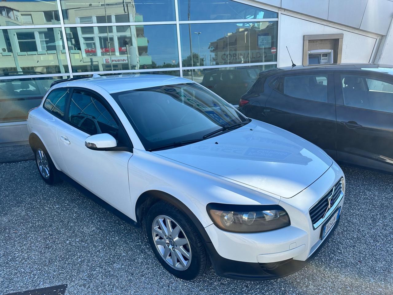 Volvo C30 1.6 D Summum