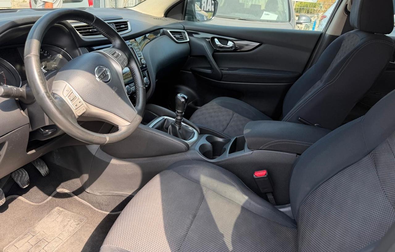 Nissan Qashqai 1.5 dCi Tekna-03/2015