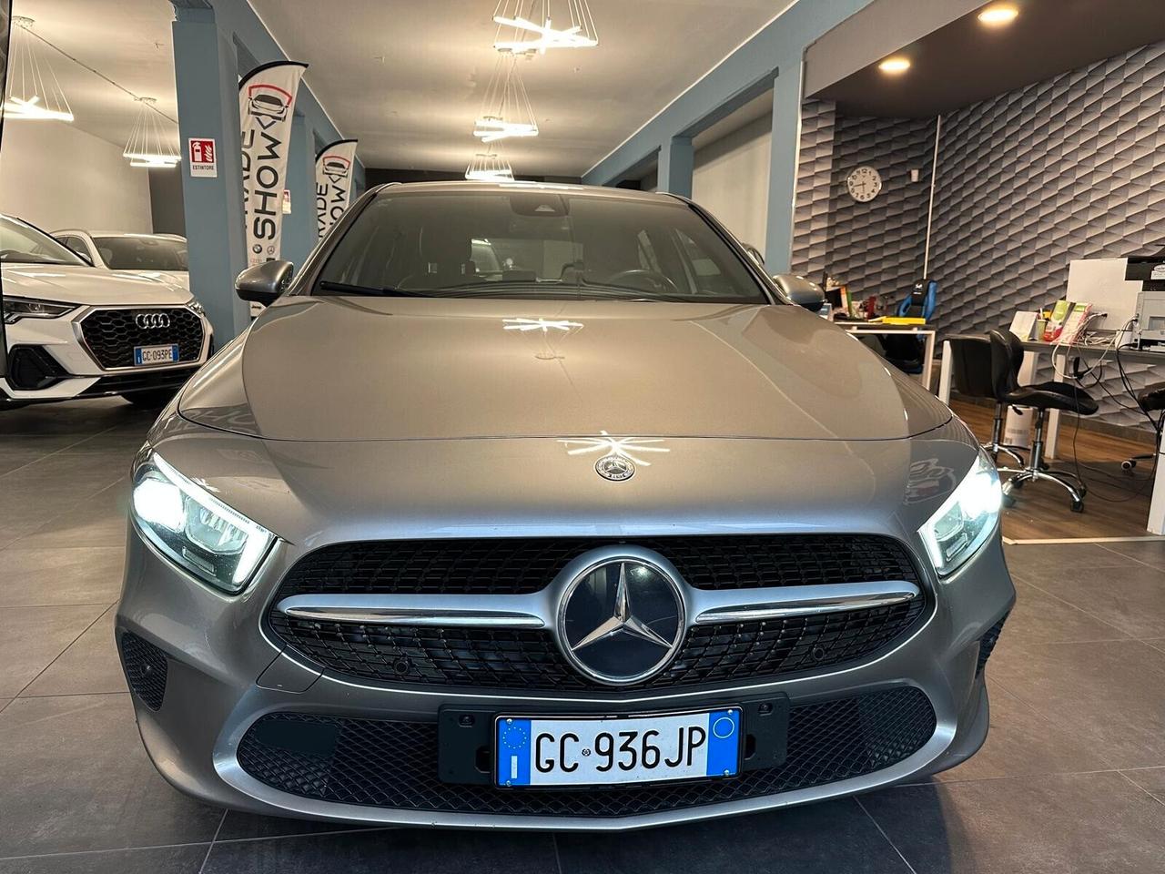 Mercedes-benz A 180 d Automatic Business Extra 2020