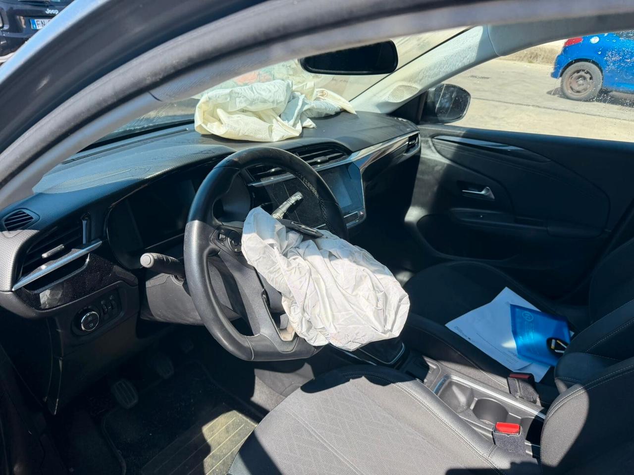 Opel Corsa 1.2 incidentato - 2020