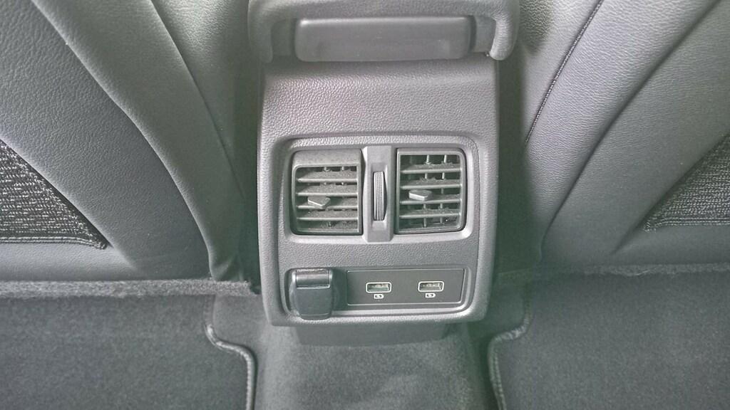 Renault Captur 1.6 Plug-in Hybrid Intens E-Tech Auto