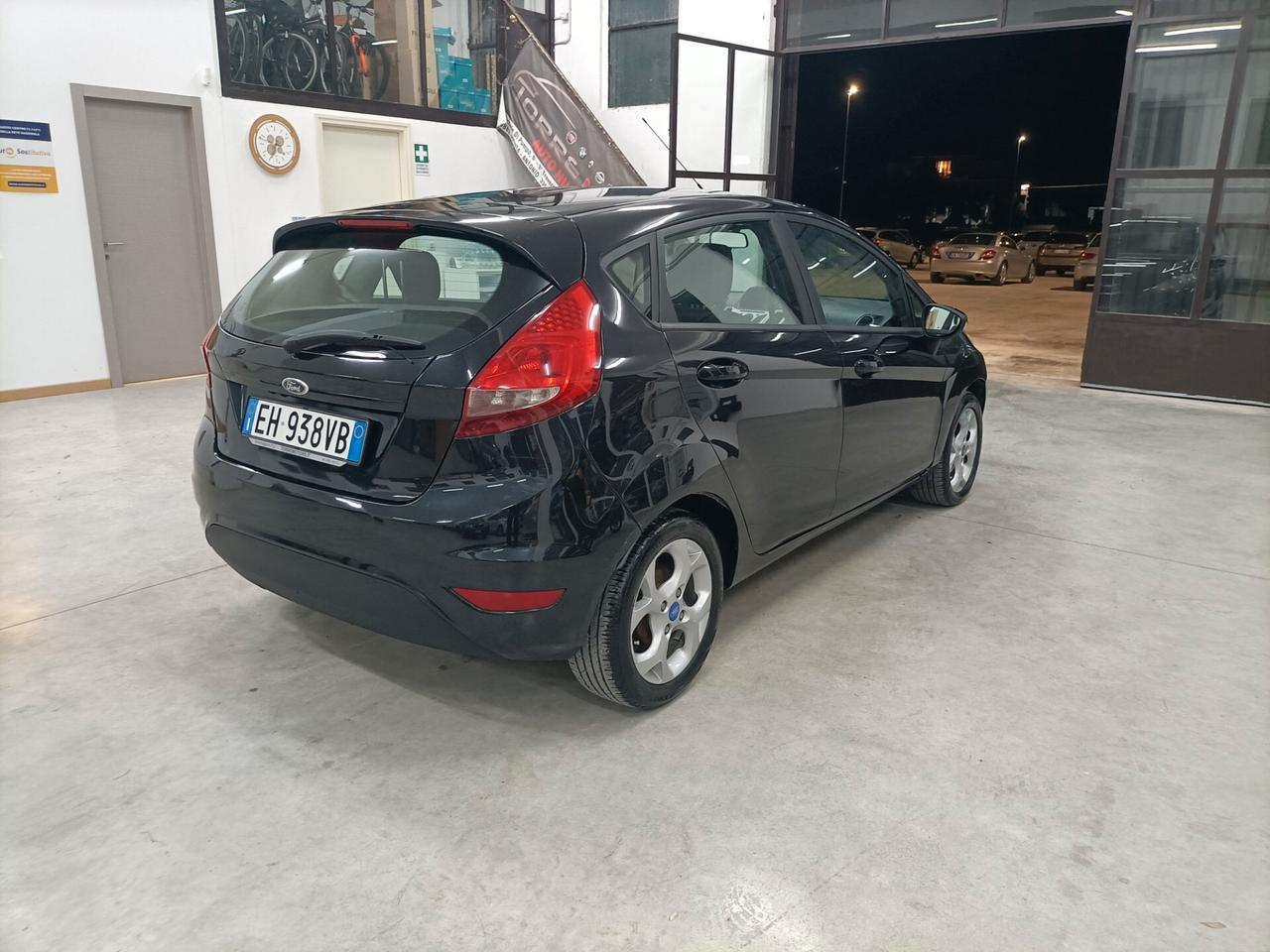 Ford Fiesta 1.4 TDCi 70CV 5 porte Titanium 11/2011