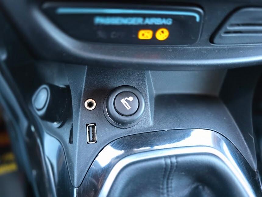 Ford B-Max 1.6 TDCi 95 CV Titanium