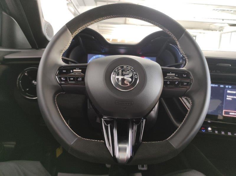 ALFA ROMEO Junior - Junior 1.2 145 CV Hybrid eDCT6 Edizione Milano Cortina 2026