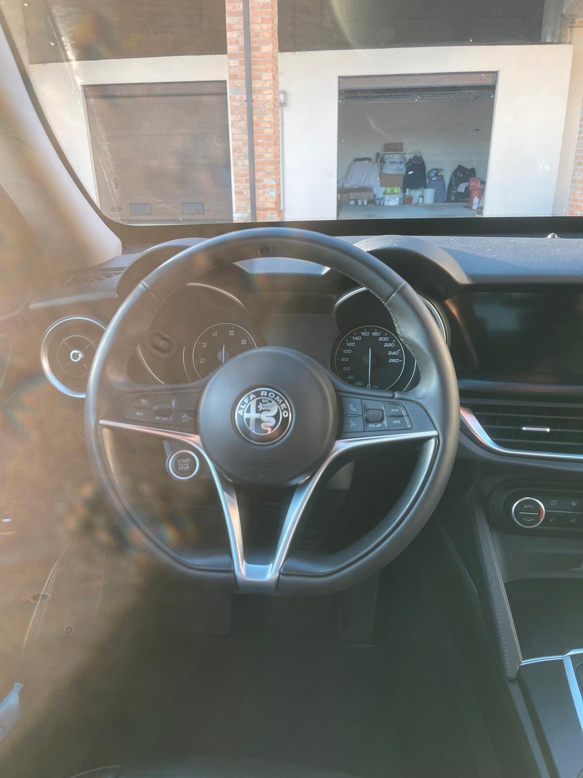 Alfa Romeo Stelvio 2.0 Turbo 200 CV AT8 Q4 Executive