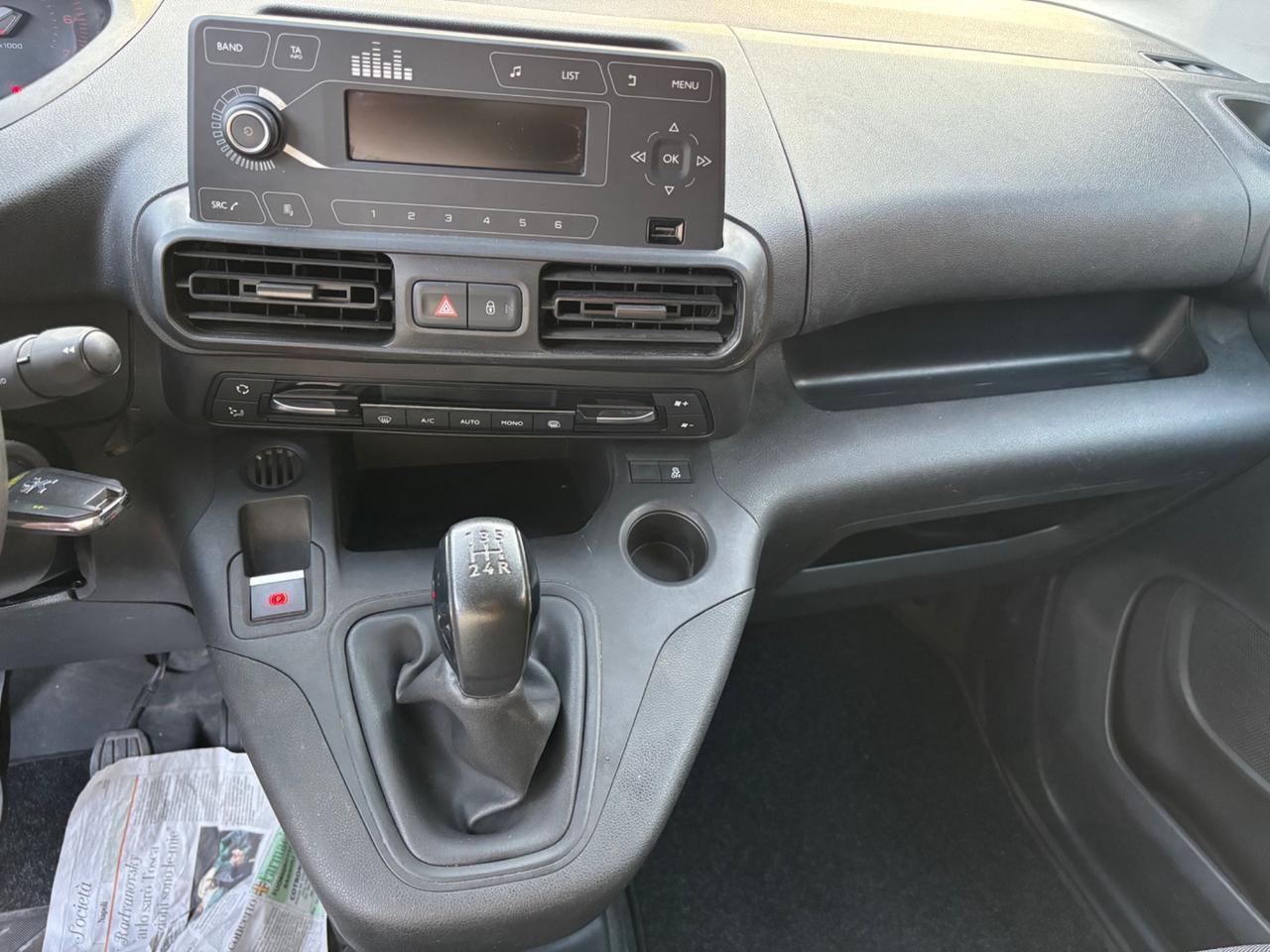 Peugeot Partner BlueHDi 130 EAT8 S&S PL Furgone Premium