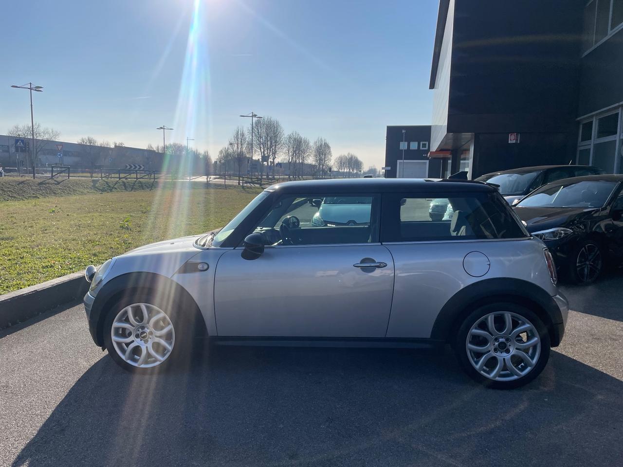 Mini 1.6 16V Cooper Neopatentati