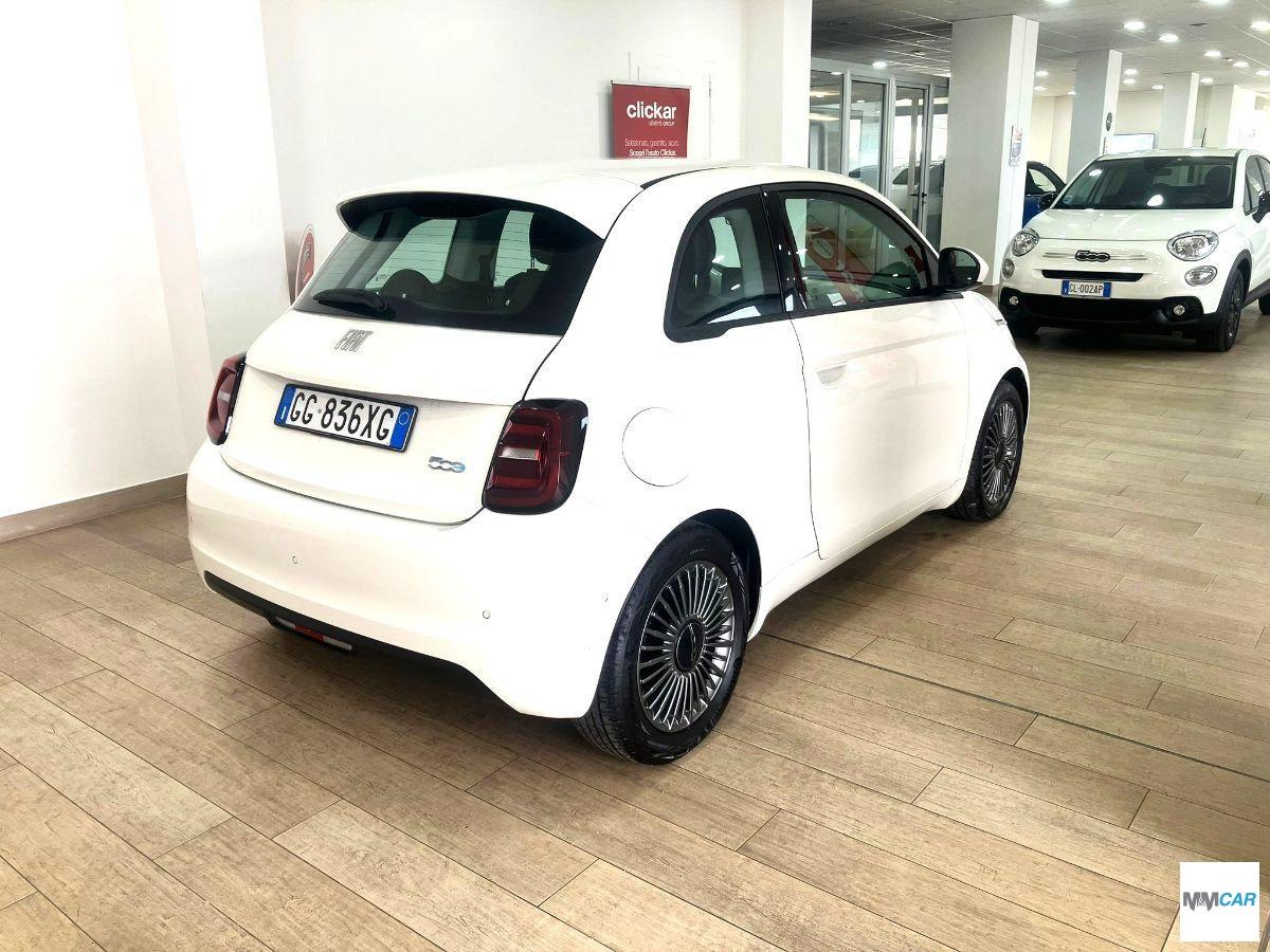 FIAT - 500 E - 500 Icon + Berlina