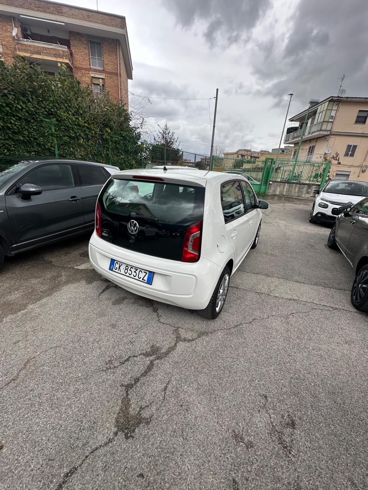 Volkswagen up! 1.0 5p. move