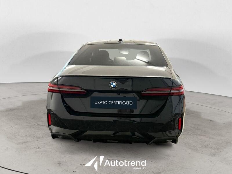 BMW Serie 5 520d 197 CV M-Hybrid 48V xDrive Msport Pro in Conto Vendita