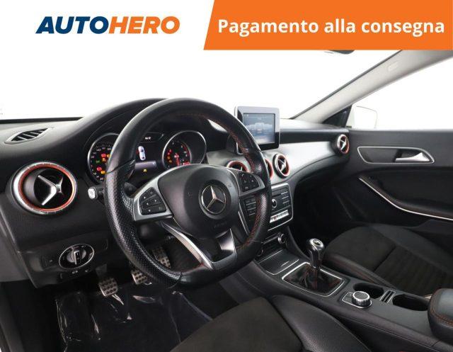 MERCEDES-BENZ CLA 180 d Premium