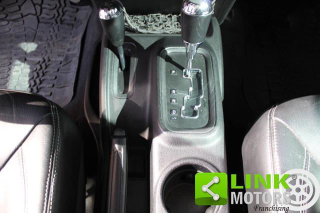 JEEP Wrangler Unlimited 2.8 CRD DPF Sahara Auto