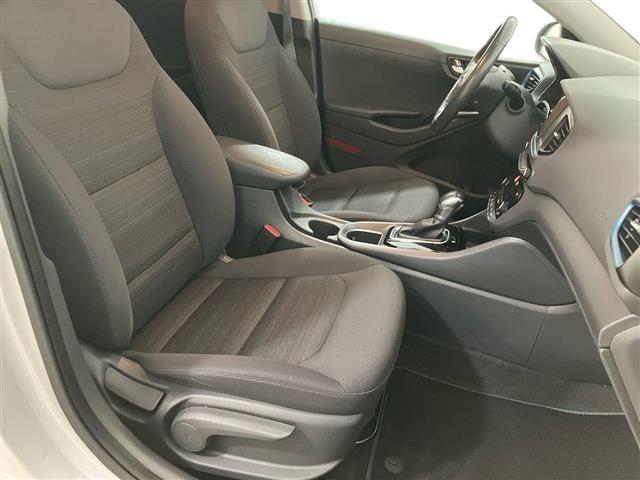 HYUNDAI Ioniq 1.6 Hybrid Style DCT