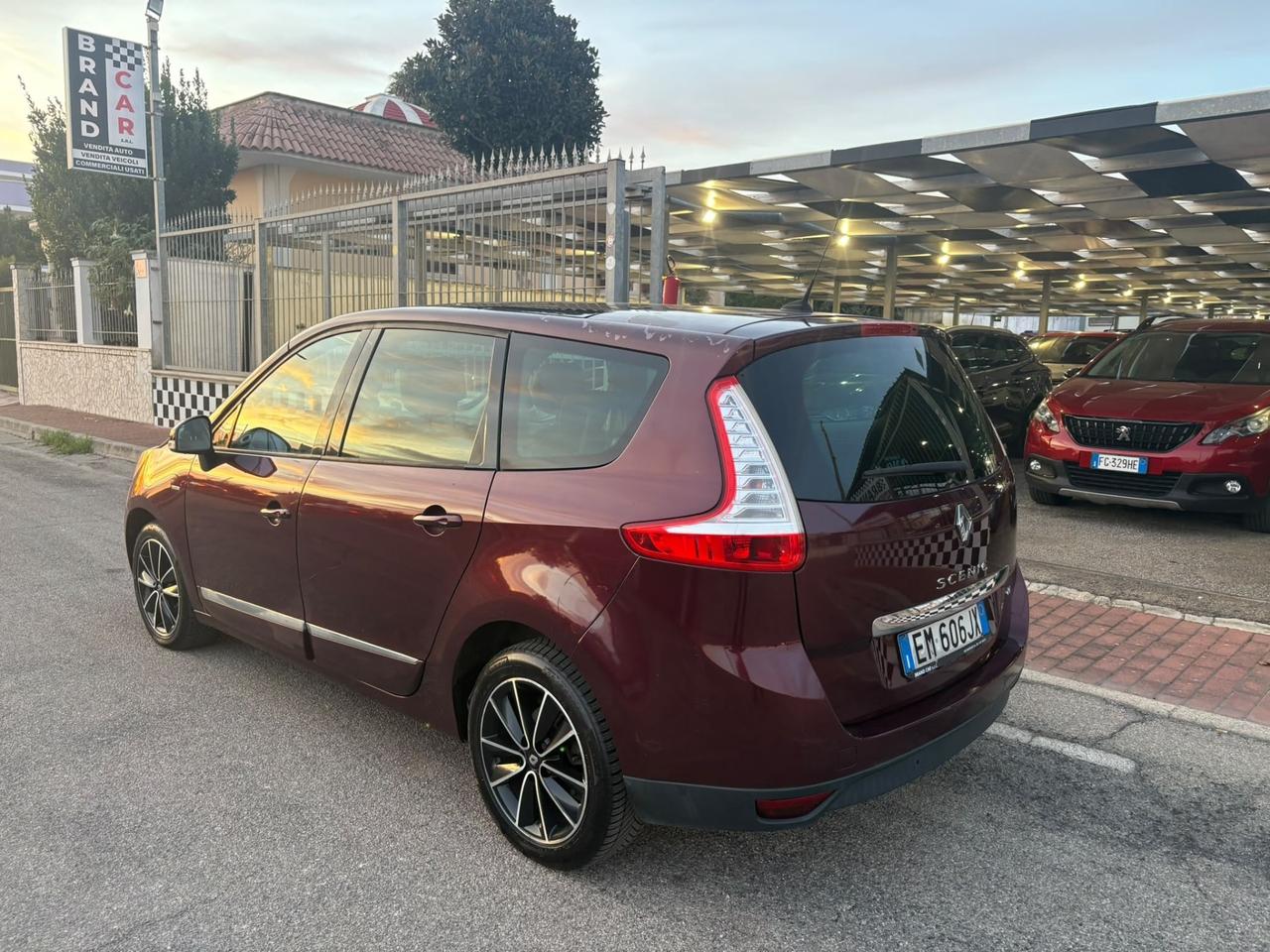 Renault Scenic XMod 1.6 dCi 7 posti 2012