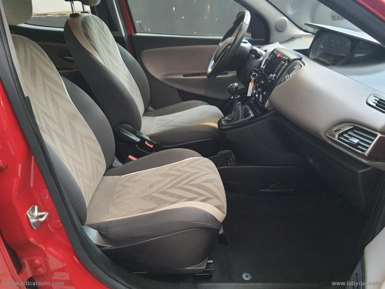 LANCIA Ypsilon 1.2 69 CV 5p.