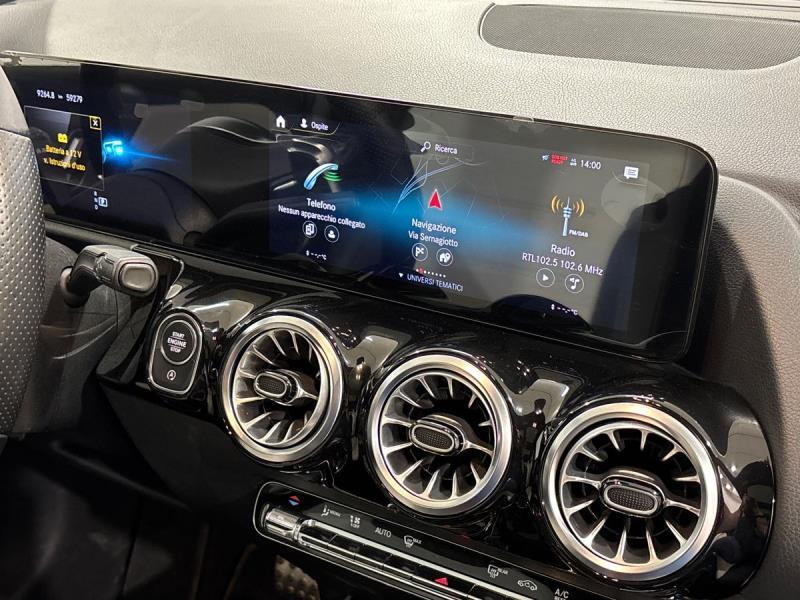 Mercedes GLA 220 220 D Premium 8G-DCT