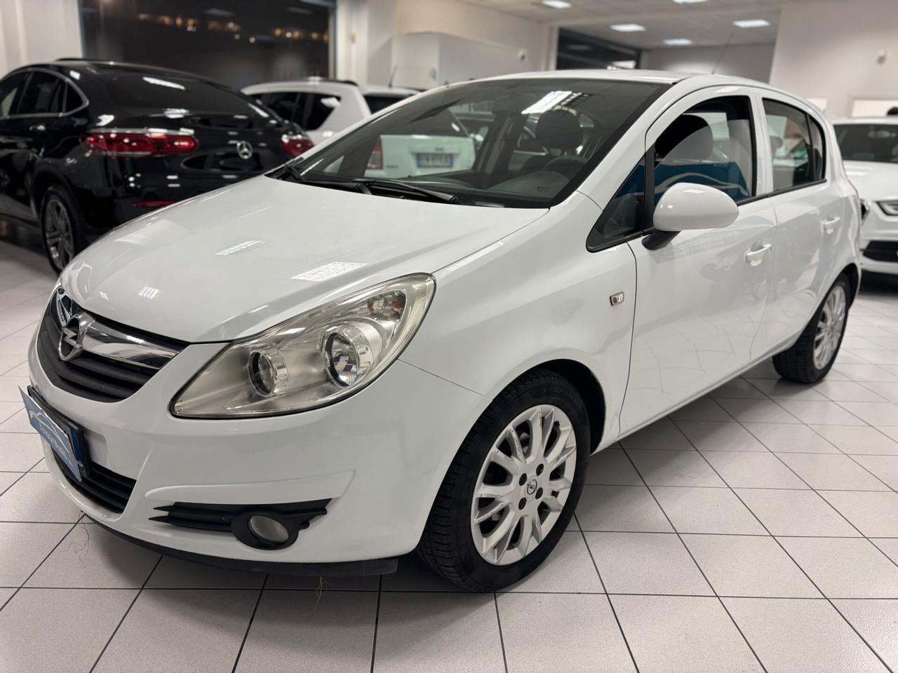 Opel Corsa 1.2B X NEOPATENTATI 2009