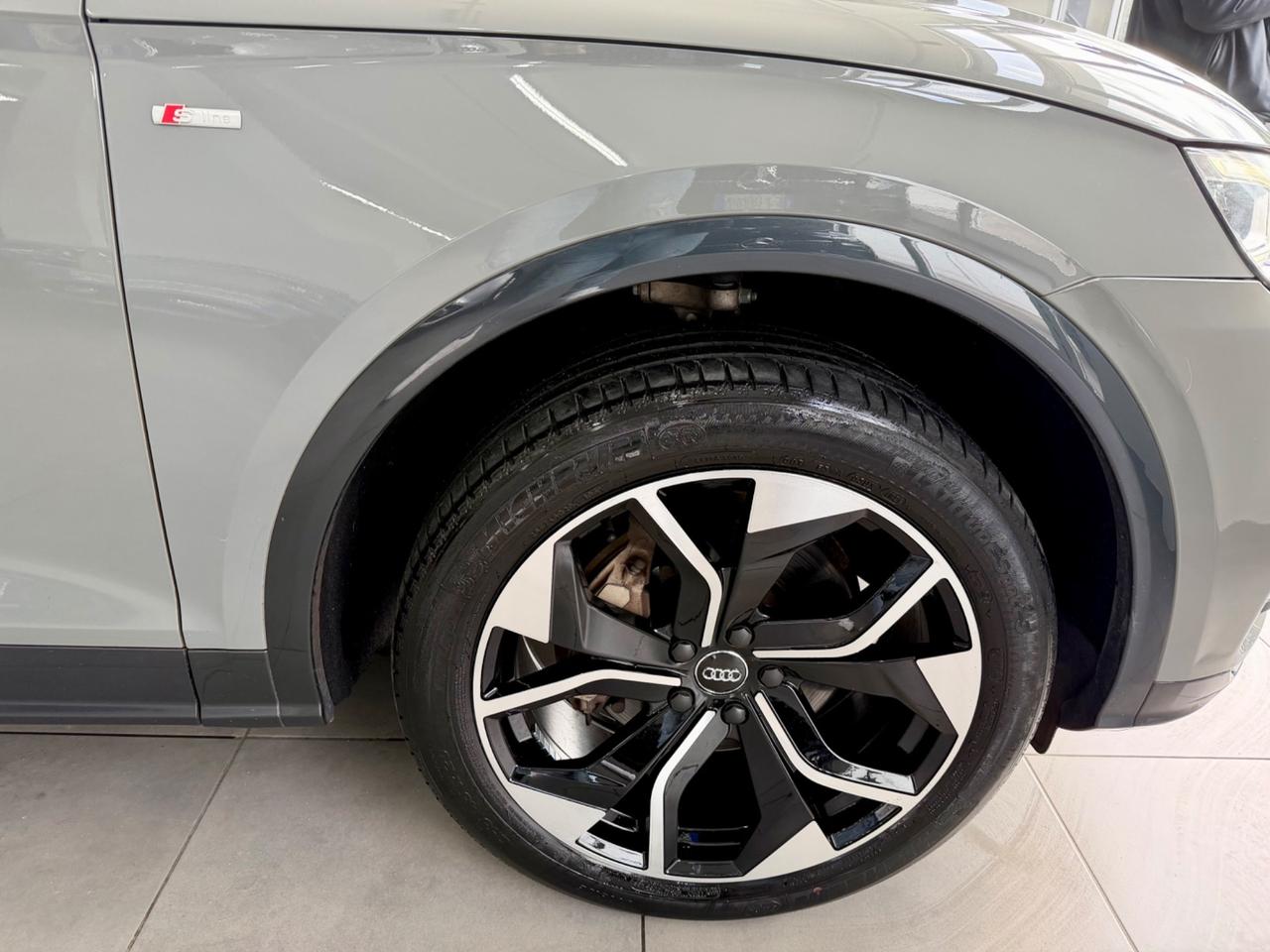 Audi Q5 2.0 TDI 190 CV quattro S tronic line plus FINANZIABILE