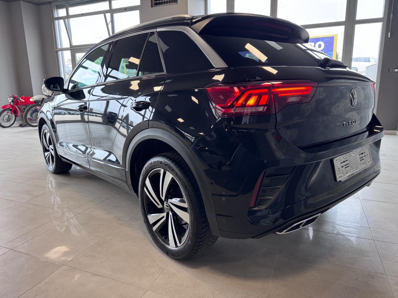 VOLKSWAGEN T ROC 2.0 TDI DSG R-LINE