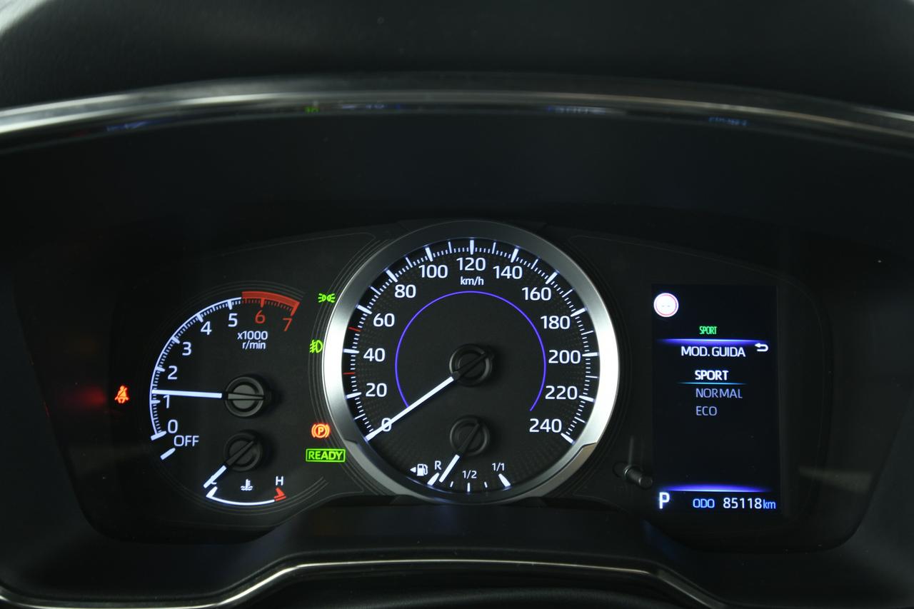 TOYOTA Corolla Touring Sports 1.8h Business cvt CAMERA+ACC+APP CONNECT