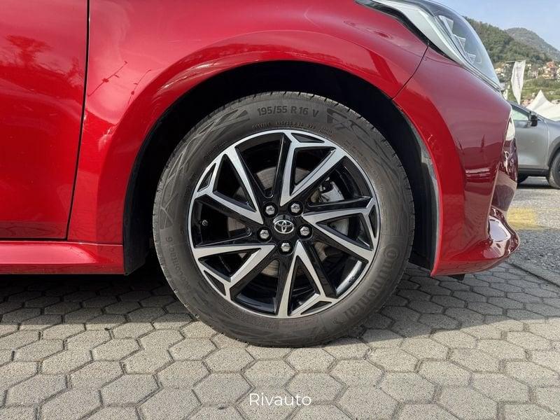 Toyota Yaris Hybrid Style MY22