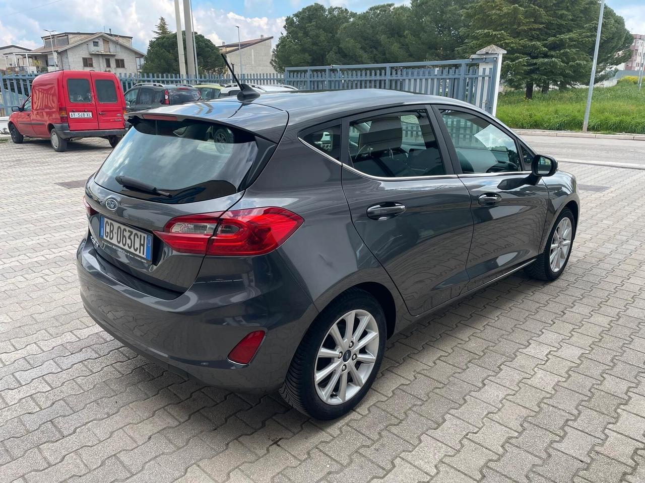 Ford Fiesta 1.1 75 CV GPL 5 porte Titanium