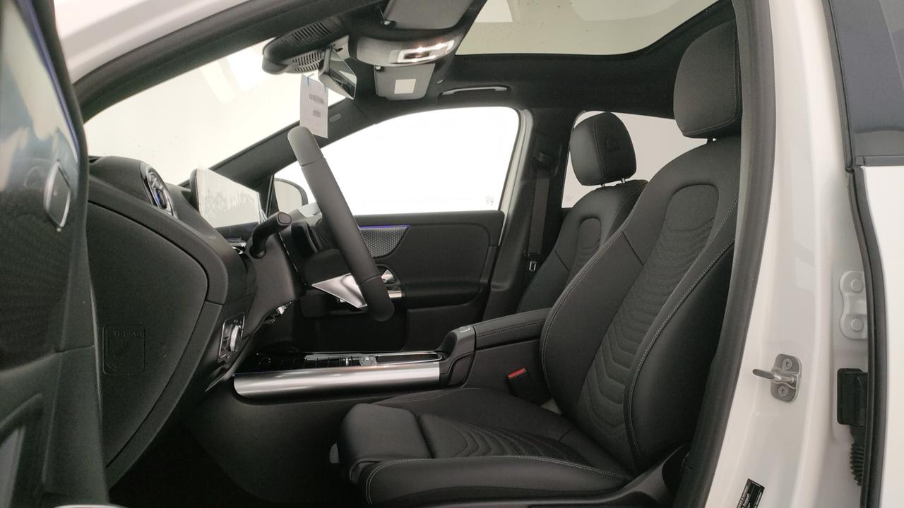 Mercedes-Benz GLA 200 d automatic