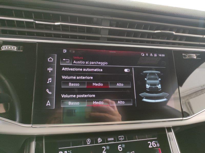 AUDI Q8 - Q8 55 TFSI quattro tiptronic Sport