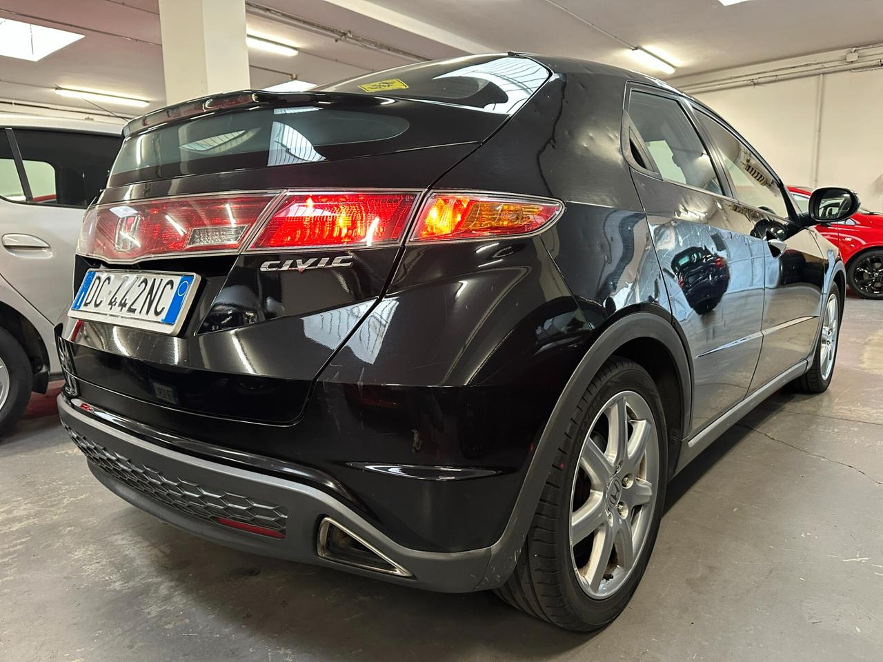 Honda Civic 1.8 i-VTEC 5p. Comfort