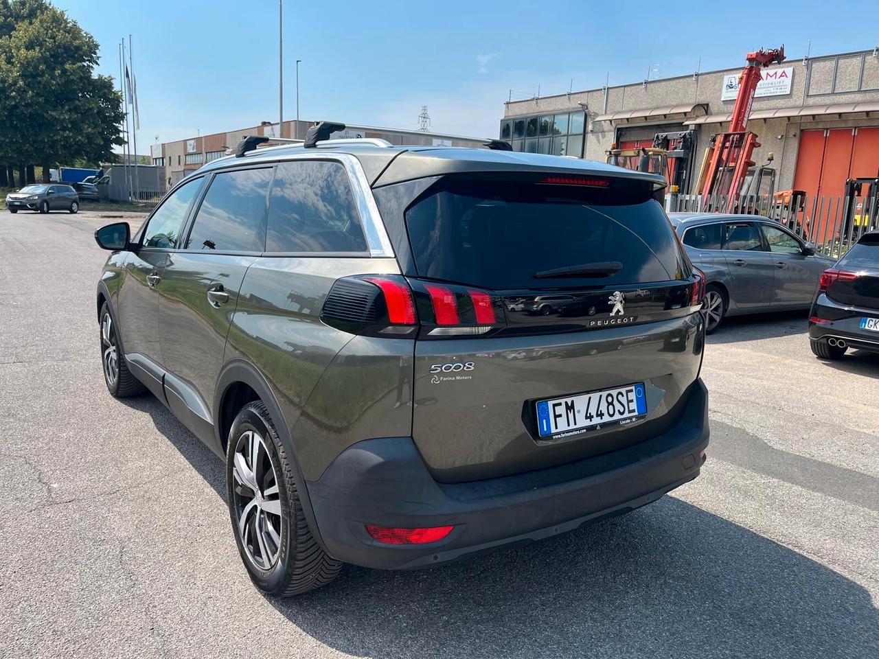 Peugeot 5008 BlueHDi 120 S&S EAT6 Business