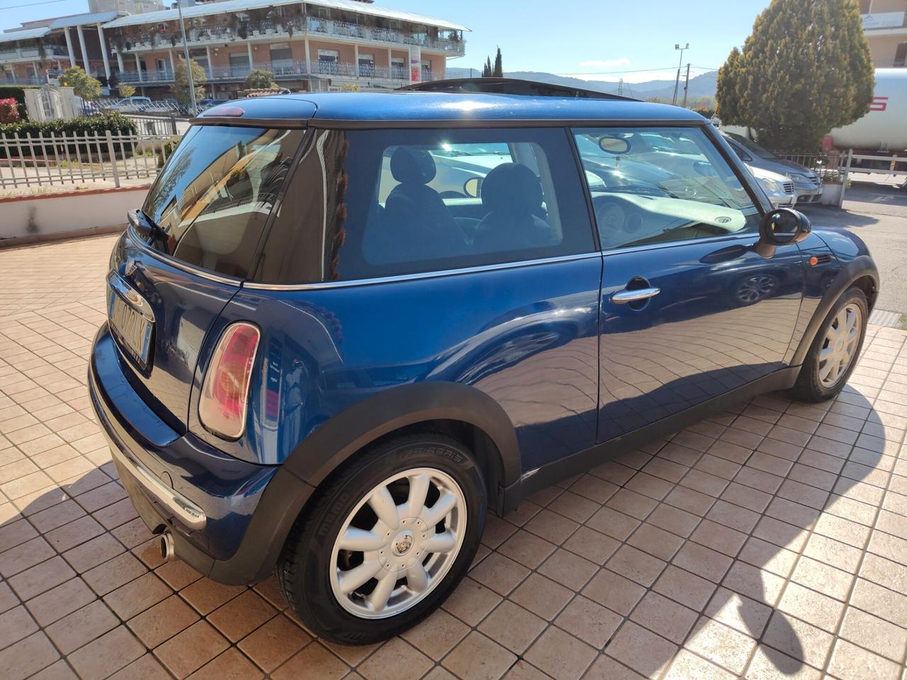 Mini 3 porte