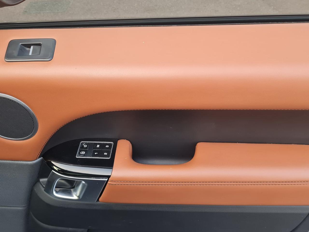 Land Rover Range Rover Sport 3.0 TDV6 HSE #9692