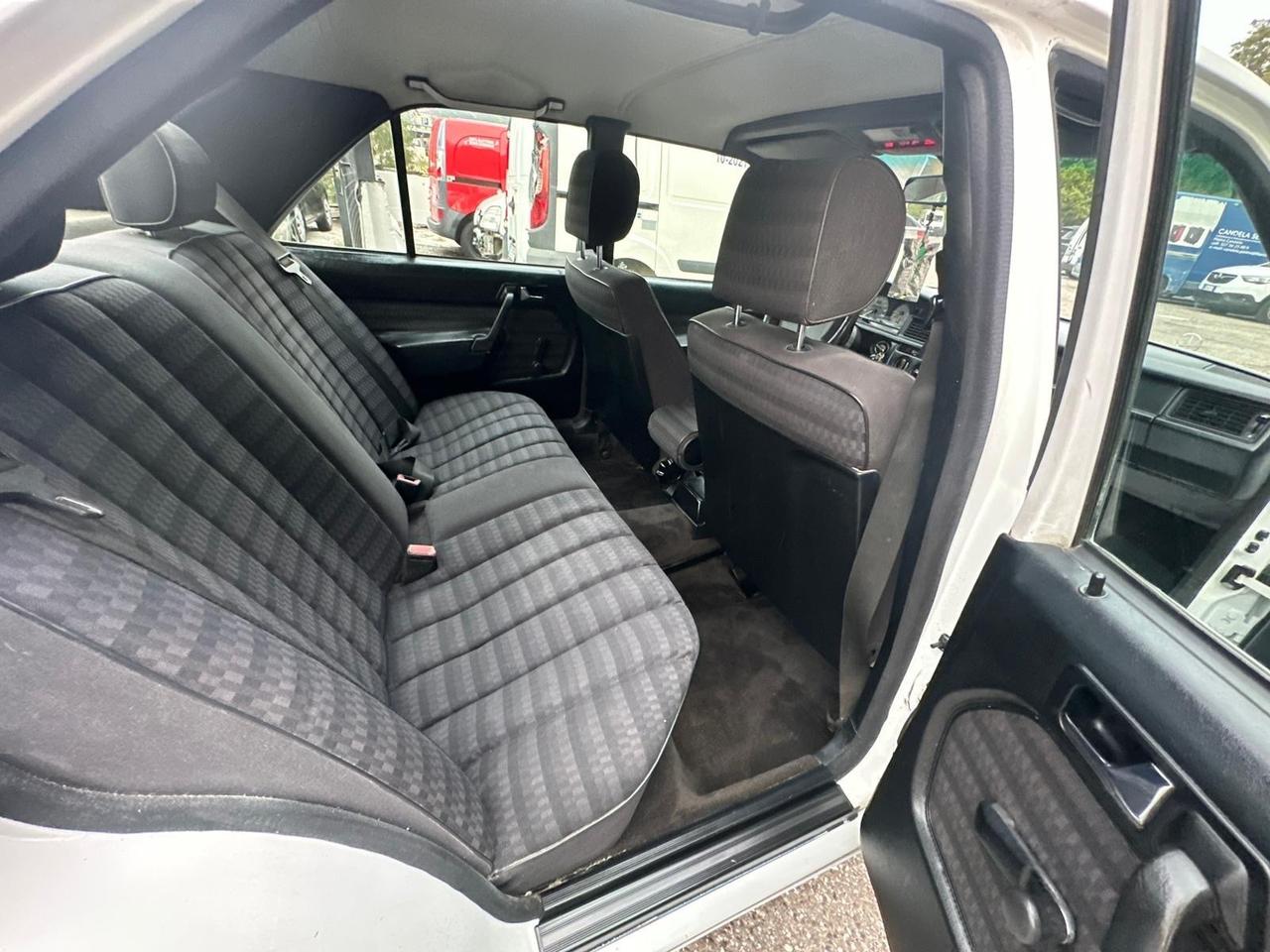 Mercedes-benz 190 2.0 E ok neopatentati