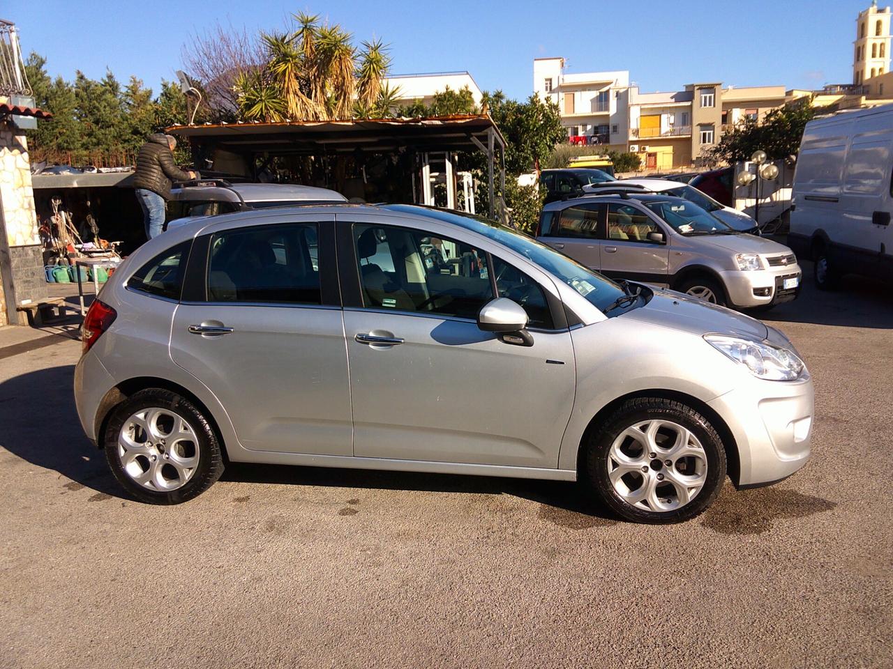 Citroen C3 1.4 HDi 70 Exclusive 12